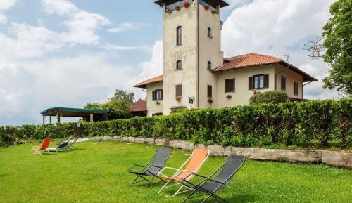 One-Bedroom Holiday Home