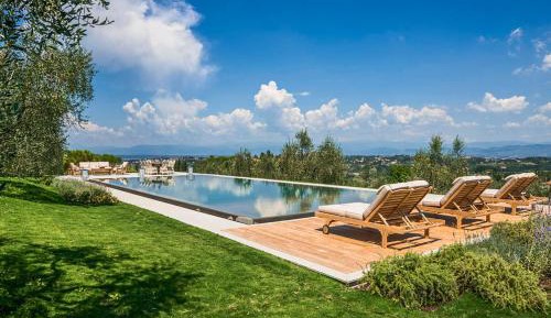 Deluxe Villa