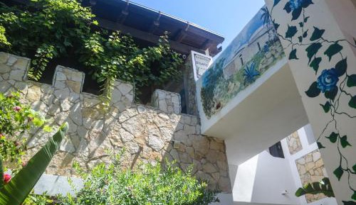 Studio ( 2 Adults)