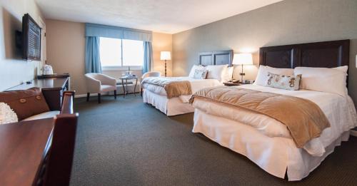 Double Room with Two Double Beds - Non-Smoking