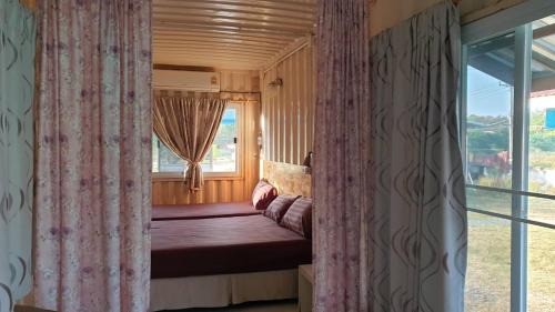 Triple Room with Bathroom