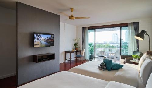 Mini Suite Balcony with Sea View  (2 Adults)
