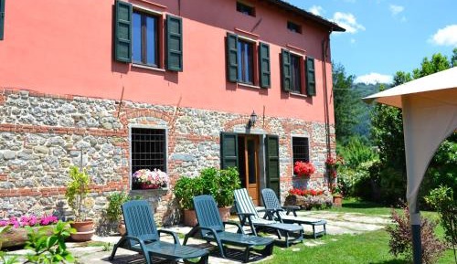 Five-Bedroom Holiday Home