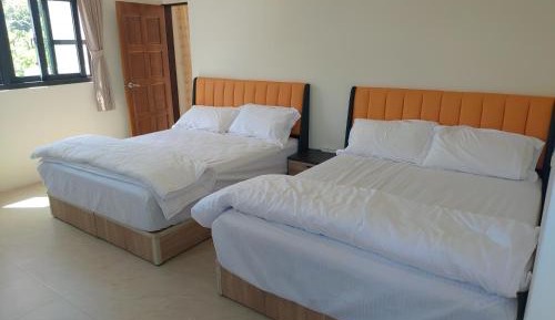 Twin Room with Mountain View