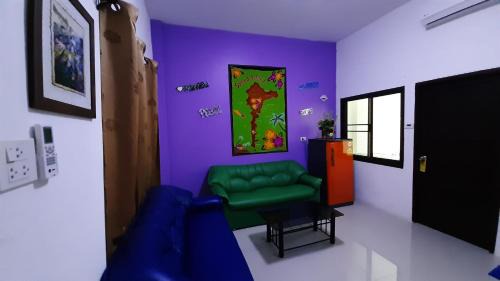 Family Room (5 Adults)