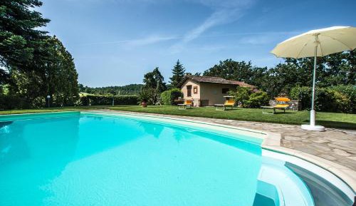 One-Bedroom Apartment with Garden View