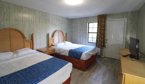 Two-Bedroom Suite - Non-Smoking