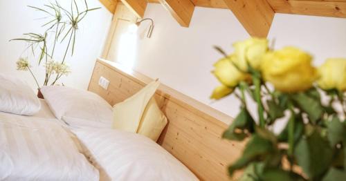 Two-Bedroom Apartment with Balcony (6 Adults)