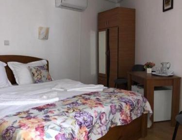 Basic Triple Room