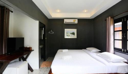 Deluxe Bungalow