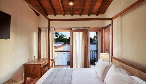 King Room with Balcony