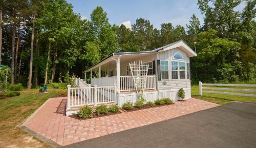 One-Bedroom Cottage