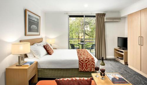 Studio Apartment
