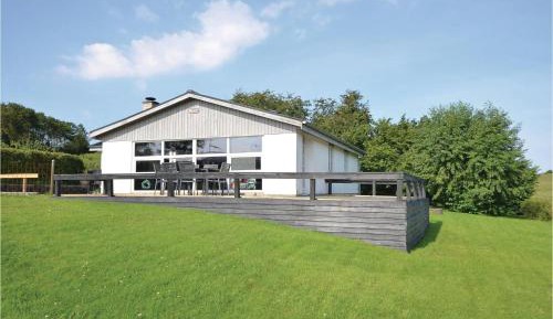 Two-Bedroom Holiday Home