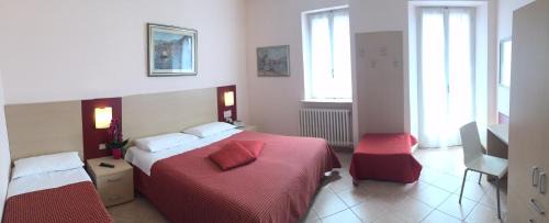 Triple Room with Lake View