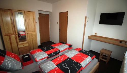 Twin Room with Bathroom