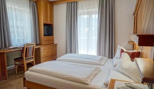 Comfort Double or Twin Room