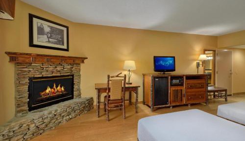 Queen Room with Two Queen Beds