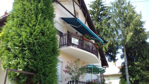 Apartment with Balcony 3.