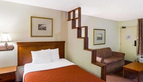 Double Room with Two Double Beds - Non-Smoking
