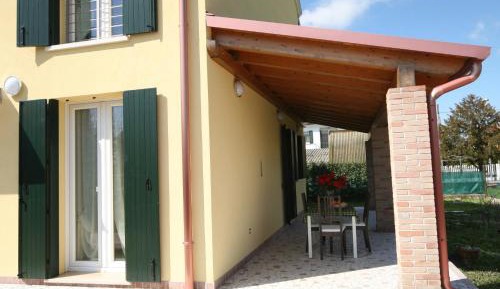 Three-Bedroom Apartment - Split Level