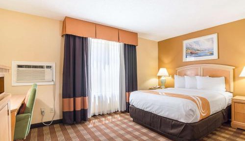 Queen Room