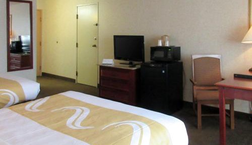 Queen Room with Two Queen Beds - Non-Smoking