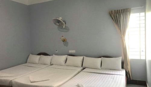 Triple Room with Bathroom