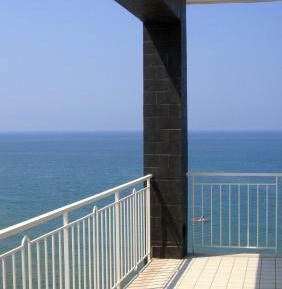 Double or Twin Room with Sea View