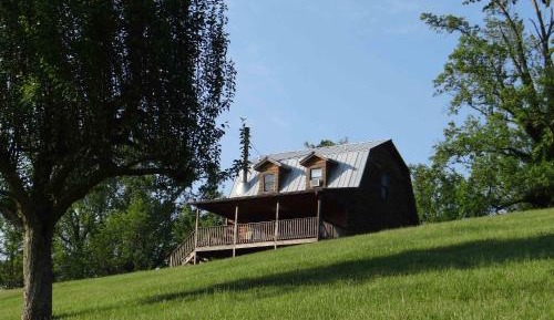Mount Mitchell Cabin (Family Friendly, No Pets, Breakfast Not Included)