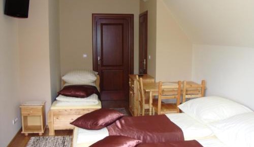 Quadruple Room with Private Bathroom