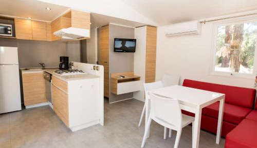 Superior Chalet - Three-Bedroom