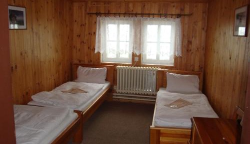 Triple Room with Shared Toilet