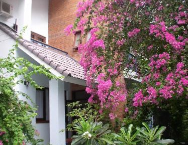 Bungalow (2 Adults)