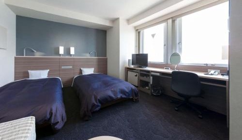 Deluxe Twin Room with Extra Bed - Non-Smoking