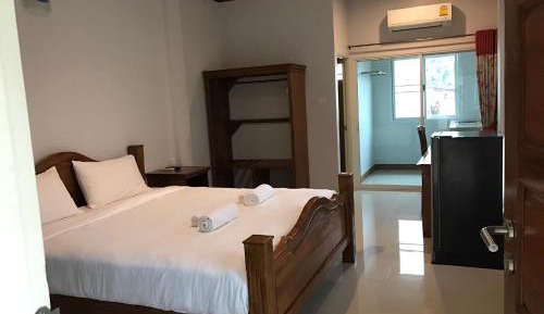 Large Double Room