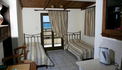 One-Bedroom Apartment with Garden View