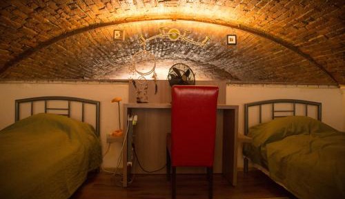 Studio Apartment - Split-Level