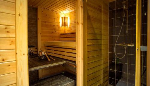 Holiday Home with Sauna (2 Adults)