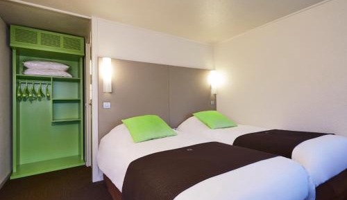 New Generation Twin Room 