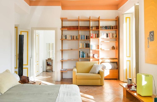 Carate Urio Bed & Breakfast | Room in a Luxury Villa in Carate Urio on Lake Como