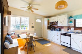 Nahant House | Hillcrest Cottage By The Sea