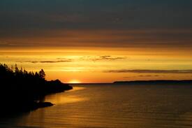 Lubec Cabin | Boot Cove Cottage: Bold Coast and Beach