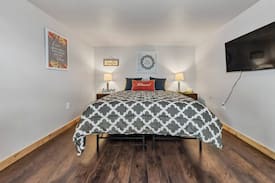 North Kenwood House | ❤️St. Pete's Private Tiny Home❤️