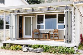 Paekakariki House | Te One - Boutique Beachfront Accommodation