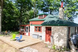 Idlewild Cabin | Sunrise Cabin on Cedarbirch Island, Door County