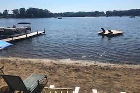 Decatur House | Keeler Lake retreat with private beach!