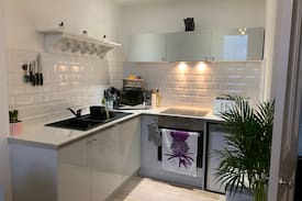 Helensburgh Apartment | Bright and Airy, Central Helensburgh