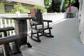 Conneaut Lakeshore House | Lucky Days