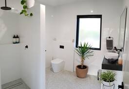 Witchcliffe Villa | Redgate Studio Stay....a spacious luxury retreat.